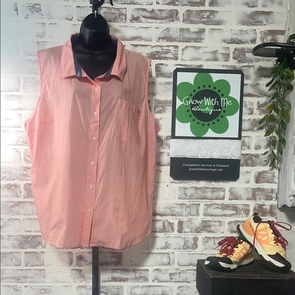 Tommy Hilfiger Button Down Shirt with Dress Shirt Collar - Picture 1 of 6